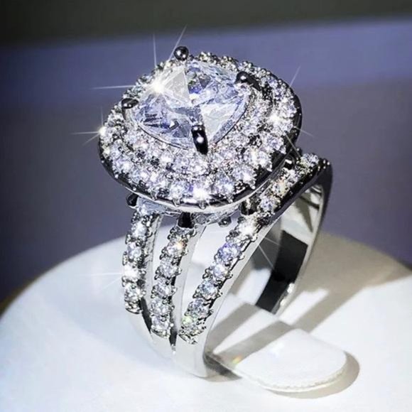 NEW 925 STERLING SILVER DIAMOND RING - Picture 3 of 5